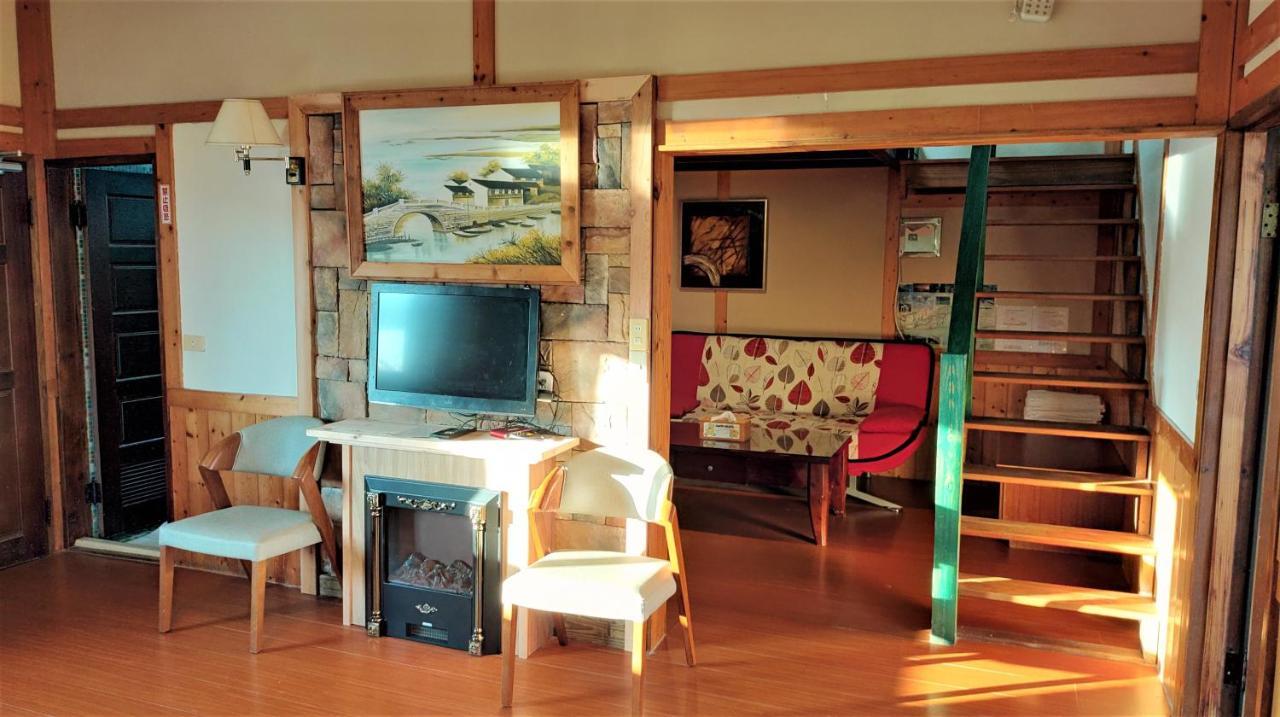 Ferienwohnung Shiyai Taoyuan Renai Exterior foto